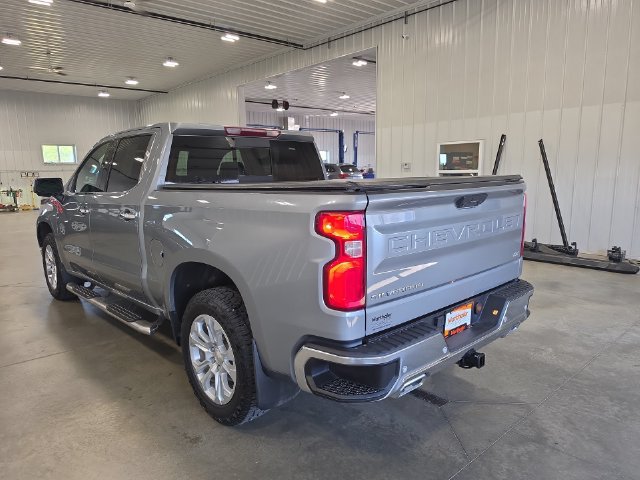 Used 2024 Chevrolet Silverado 1500 LTZ AWD/4WD image 6
