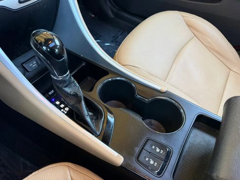 Used 2011 Hyundai Sonata Limited w/ Navigation Pkg 5 image 33