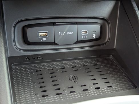 New 2026 Hyundai Venue SEL FWD image 27