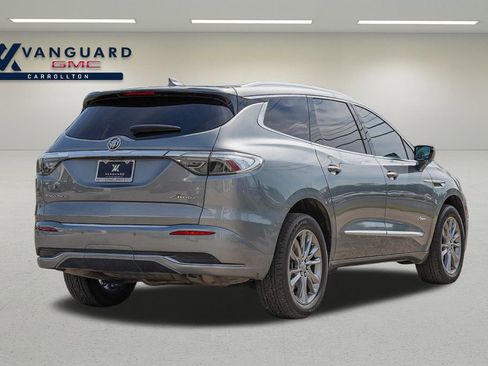 Used 2023 Buick Enclave Avenir image 10
