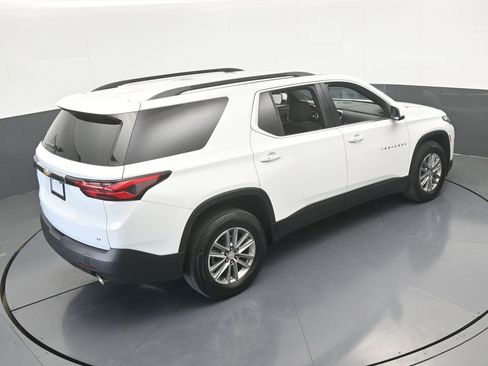 Used 2023 Chevrolet Traverse LT image 52