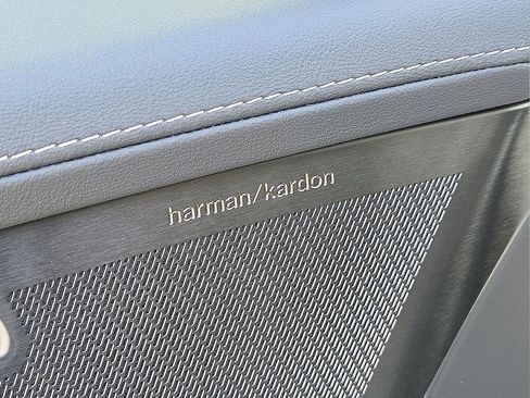 New 2026 Volvo XC90 B6 Ultra image 22