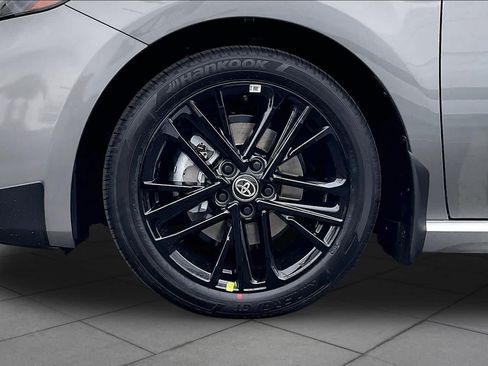 New 2026 Toyota Camry SE FWD image 11