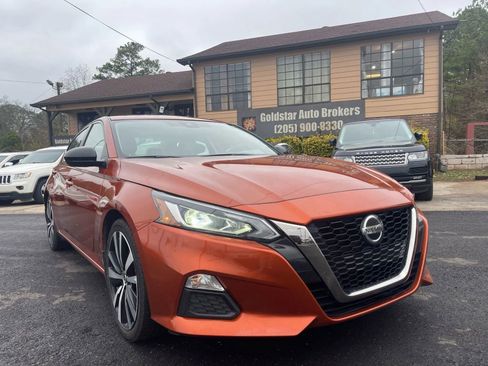 Used 2022 Nissan Altima 2.5 SR image 1