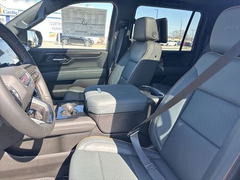 New 2026 GMC Yukon XL AT4 w/ AT4 Premium Plus Package image 11