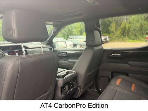 Used 2025 GMC Sierra 1500 AT4 w/ AT4 Premium Package AWD/4WD image 12