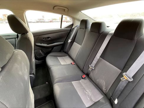 Used 2024 Nissan Sentra SV image 29