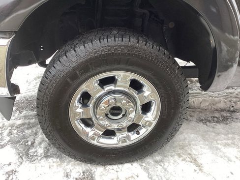 Used 2015 Ford F250 Lariat w/ Lariat Ultimate Package image 7