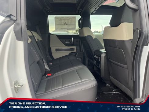 New 2026 GMC Hummer EV SUV AWD/4WD image 18
