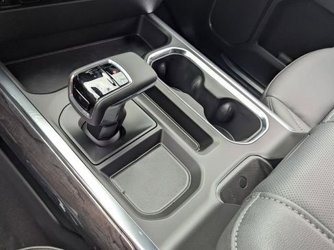 New 2026 Chevrolet Silverado 1500 LTZ w/ Technology Package AWD/4WD image 13