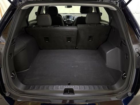 Used 2021 Chevrolet Equinox LT FWD image 11
