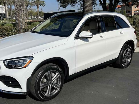 Used 2022 Mercedes-Benz GLC 300 w/ Premium Package Lite image 53