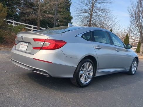 Used 2020 Honda Accord LX image 4