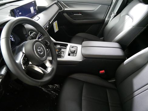 New 2026 MAZDA CX-90 3.3 Turbo w/ Preferred Package image 4