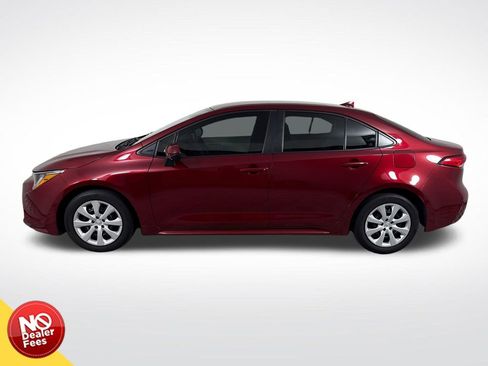 Used 2024 Toyota Corolla LE image 7