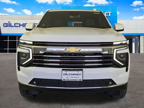 New 2026 Chevrolet Suburban LT w/ Comfort Package RWD image 2