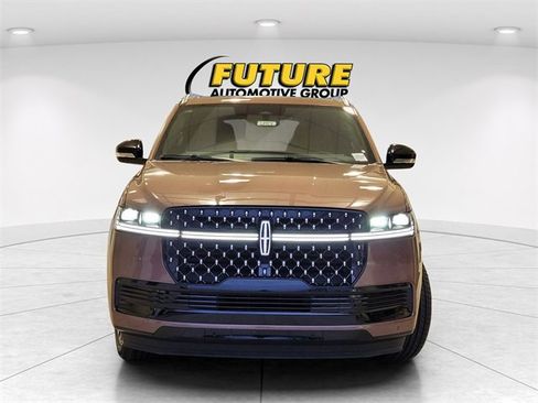 New 2025 Lincoln Navigator L Black Label image 3