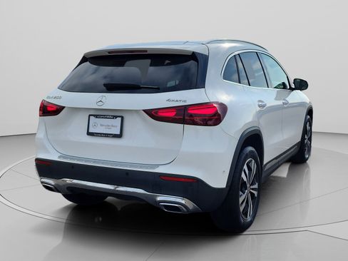 Used 2025 Mercedes-Benz GLA 250 4MATIC image 5