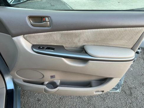 Used 2008 Toyota Sienna LE image 19