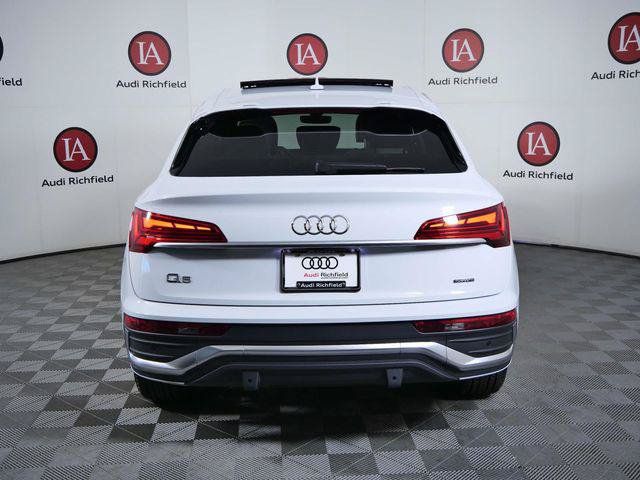 Used 2023 Audi Q5 2.0T Premium Plus w/ Premium Plus Package AWD/4WD image 7