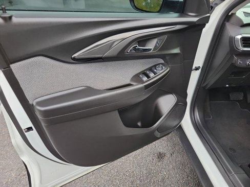 Used 2023 Chevrolet TrailBlazer LT w/ Convenience Package image 15