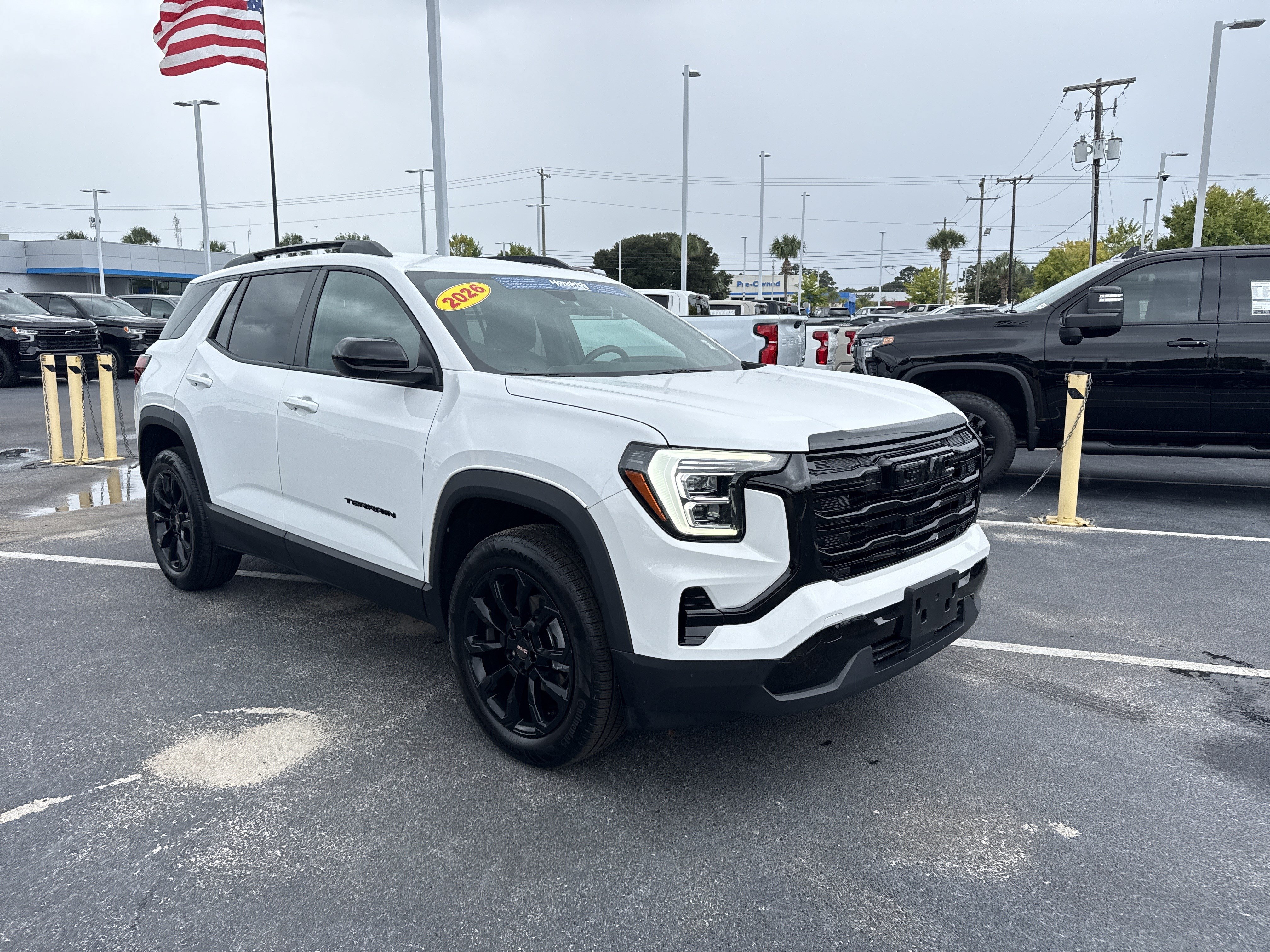 Used 2026 GMC Terrain Elevation w/ Black Edition AWD/4WD image 2
