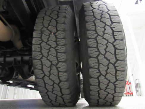 Used 2020 Chevrolet Silverado 3500 LTZ w/ LTZ Plus Package image 28