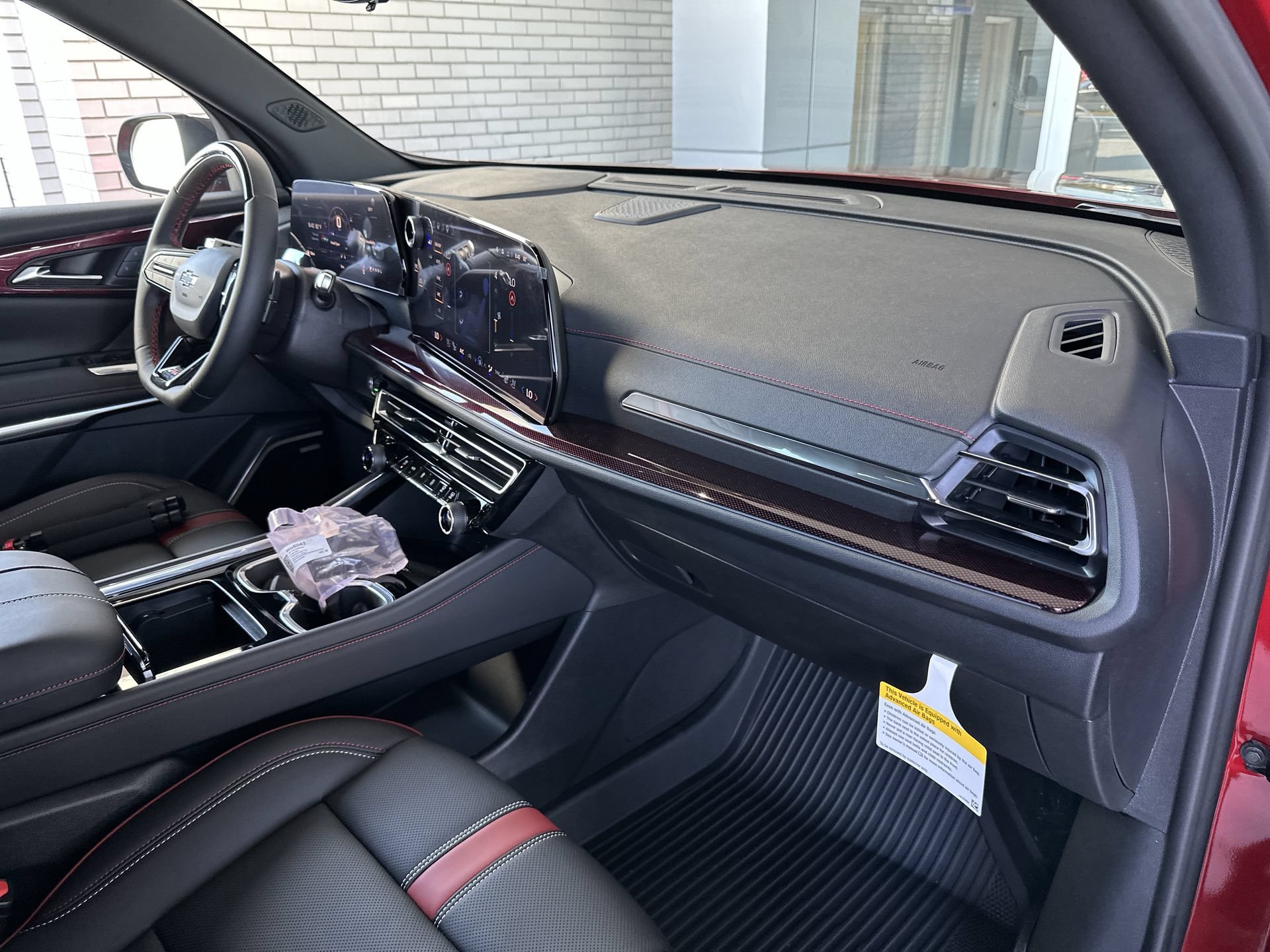 New 2027 Chevrolet Traverse RS w/ LPO, Floor Liner Package FWD image 29
