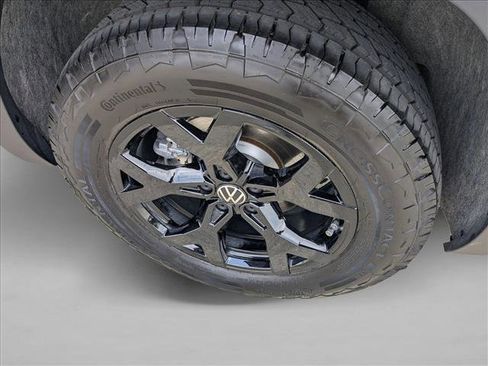 Used 2026 Volkswagen Atlas Peak Edition AWD/4WD image 22