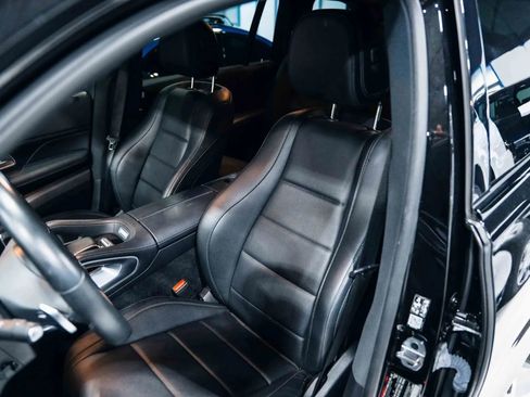 Used 2022 Mercedes-Benz GLS 450 4MATIC image 13