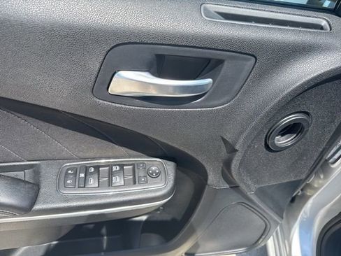 Used 2022 Dodge Charger SXT RWD image 26