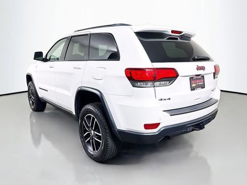 Used 2018 Jeep Grand Cherokee Trailhawk AWD/4WD image 8