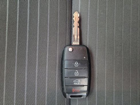 Used 2017 Kia Forte LX w/ LX Popular Package FWD image 32