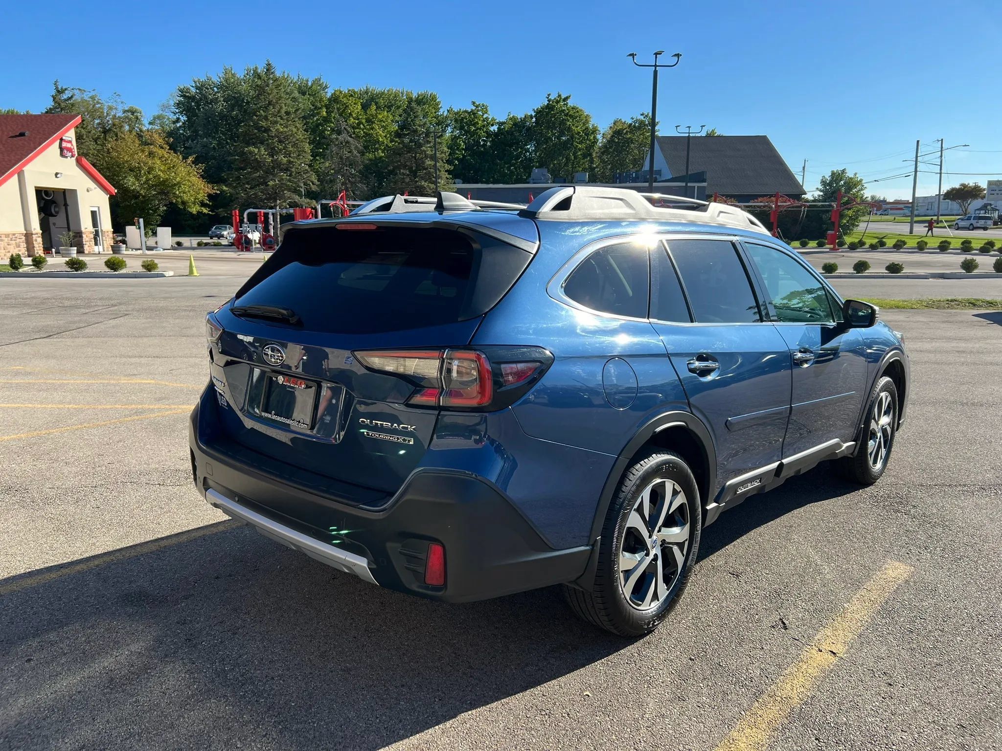 Used 2020 Subaru Outback Touring XT AWD/4WD image 5