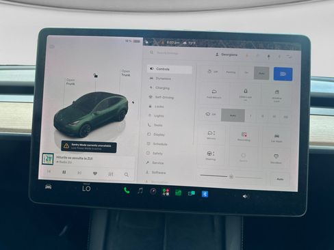 Used 2022 Tesla Model Y Long Range AWD/4WD image 15