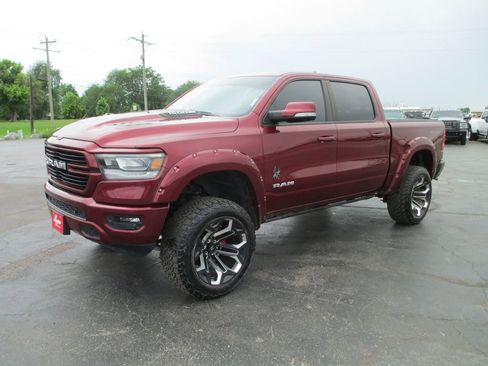 Used 2022 RAM 1500 Laramie w/ Sport Appearance Package AWD/4WD image 11