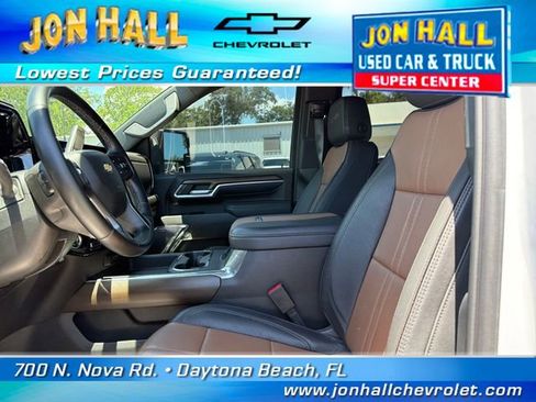 Used 2025 Chevrolet Silverado 3500 High Country w/ High Country Premium Package AWD/4WD image 15