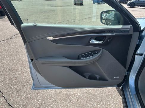 Used 2014 Chevrolet Impala LTZ FWD image 14