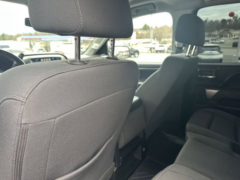 Used 2019 Chevrolet Silverado 1500 LT image 19