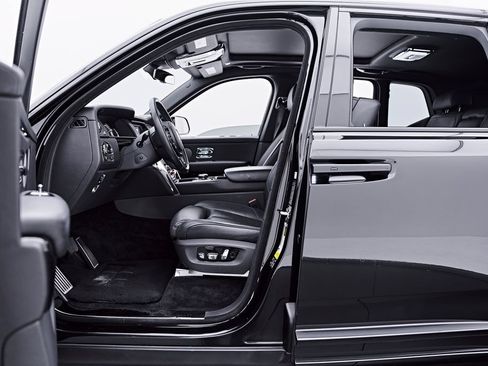 Used 2020 Rolls-Royce Cullinan AWD/4WD image 43
