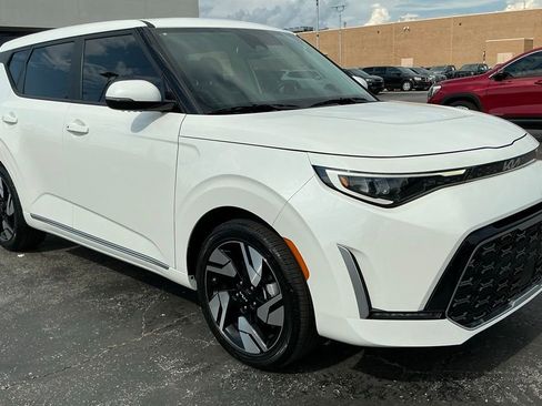 Used 2024 Kia Soul GT-Line w/ GT-Line Technology Package FWD image 13