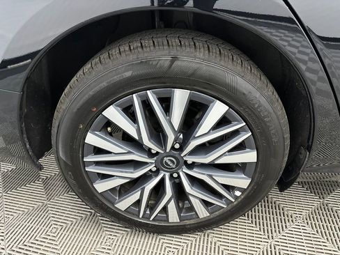 Used 2025 Nissan Altima 2.5 SV image 18