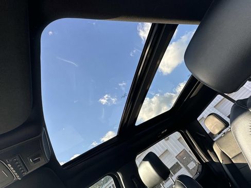 Used 2020 Ford F150 Raptor w/ Equipment Group 801A Mid image 35