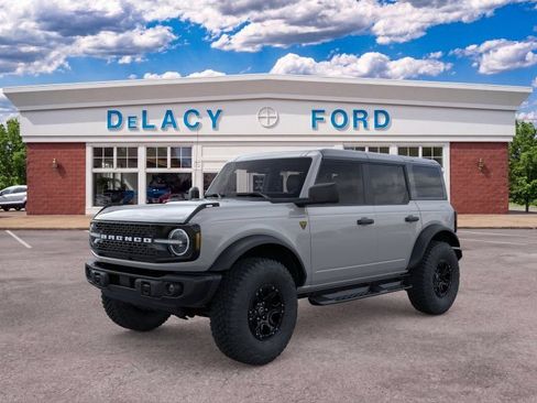 New 2026 Ford Bronco Badlands AWD/4WD image 1