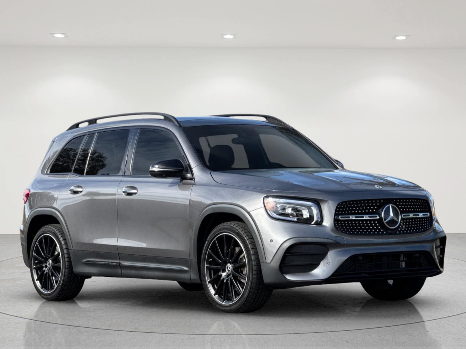 Used 2023 Mercedes-Benz GLB 250 4MATIC image 8