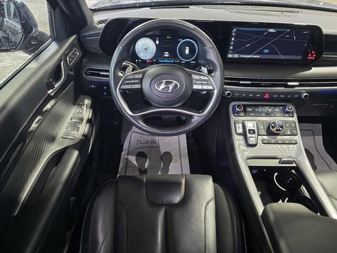 Used 2024 Hyundai Palisade Calligraphy image 16