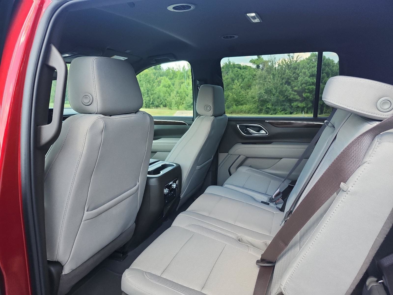 Certified 2024 GMC Yukon XL SLE w/ Max Trailering Package AWD/4WD image 9