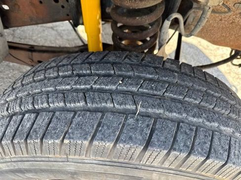 Used 2006 Ford F350 4x4 Crew Cab DRW Super Duty image 3