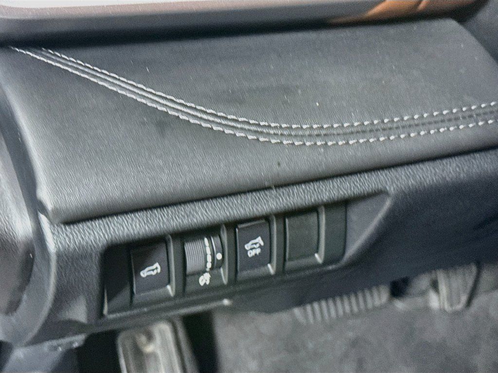 Used 2021 Subaru Outback Touring w/ Popular Package #2 AWD/4WD image 10