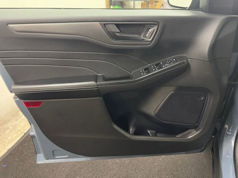 Used 2024 Ford Escape Active image 12